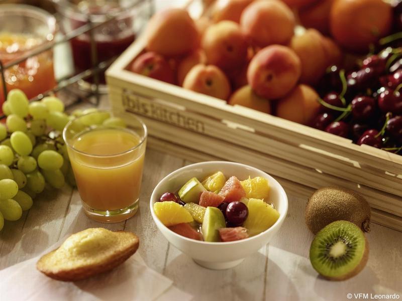 Hotel Ibis Guingamp Coeur De Bretagne Ploumagoar Екстер'єр фото