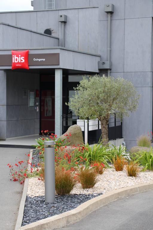 Hotel Ibis Guingamp Coeur De Bretagne Ploumagoar Екстер'єр фото